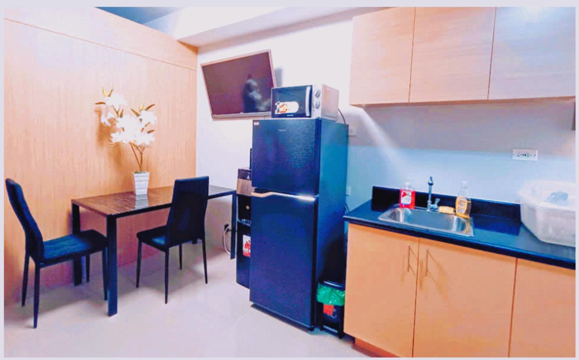 Grass Residences Tower 5 Sm North Qc Манила Екстериор снимка